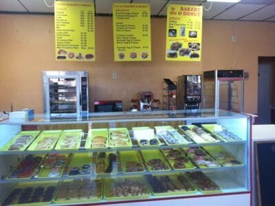 In And Out The Bakery Cafe (Central Pinklao)