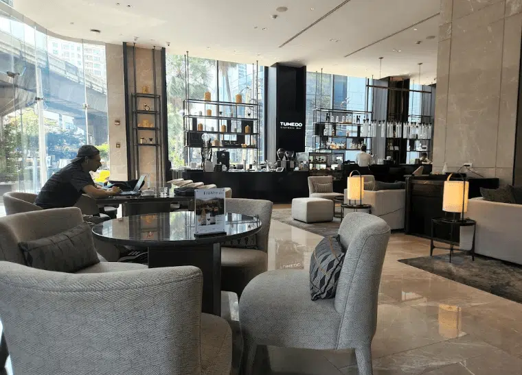 Tuxedo, Espresso Bar