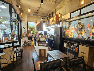 Favour Café เฟลเวอร์ คาเฟ่