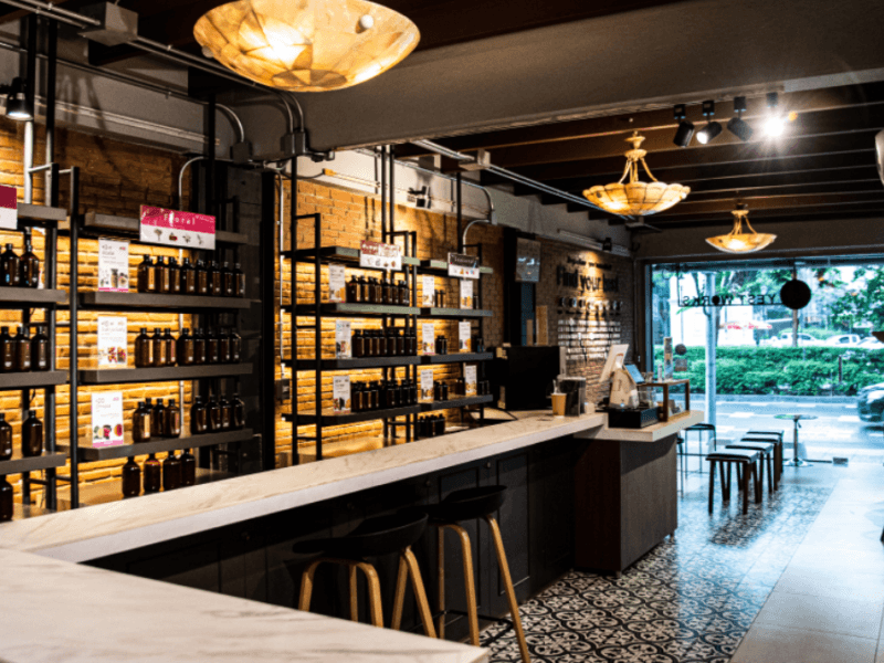 Y'EST WORKS Coffee Bar