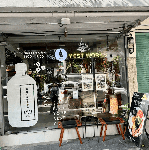 Y'EST WORKS Coffee Bar
