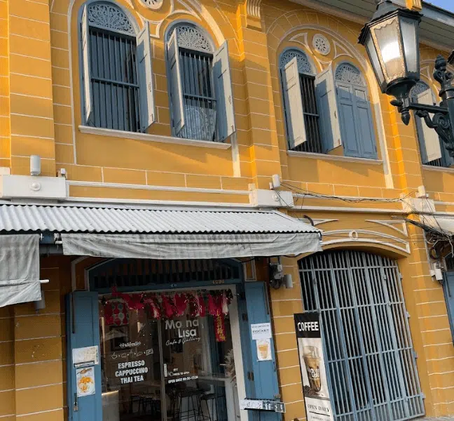 MoonaLisa Cafe