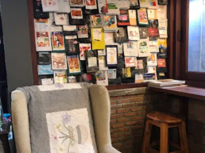 บ้านหลังวัด Baan Lang Wat (Cafe & Roastery)