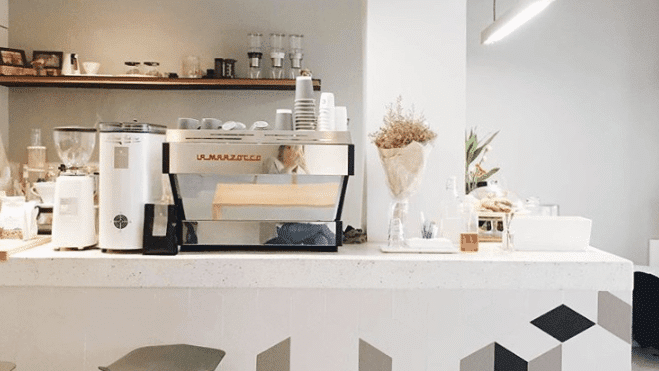 Invisible coffee room