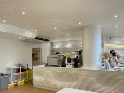 Flat+White cafe