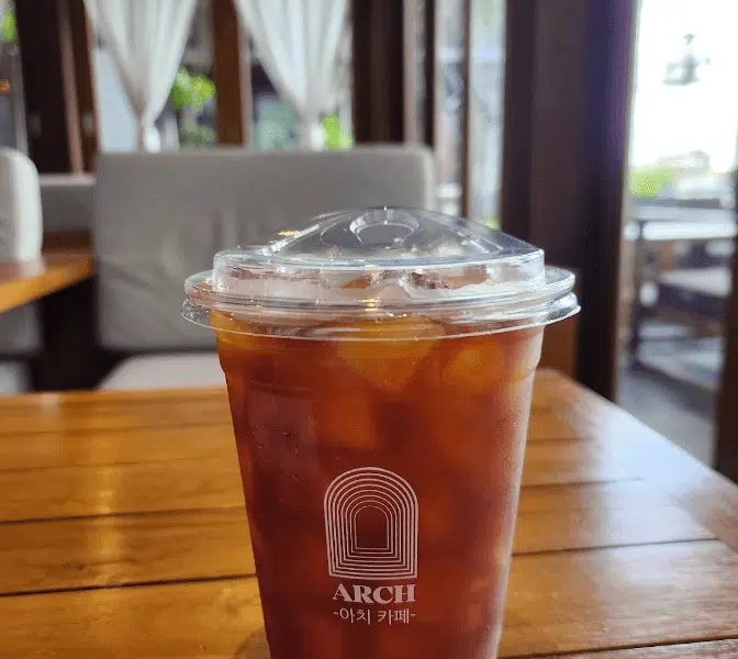 ARCH x CHANN Café