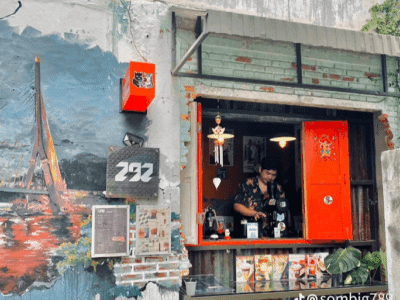 292 Slowbar Cafe