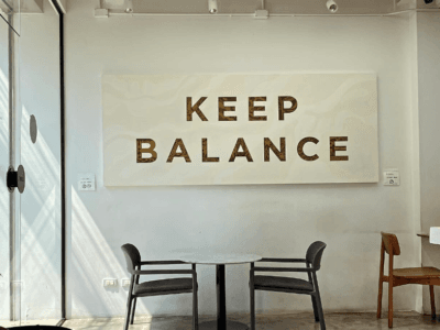 DOUBLE SLASH // COFFEE SPACE : RAMA 8