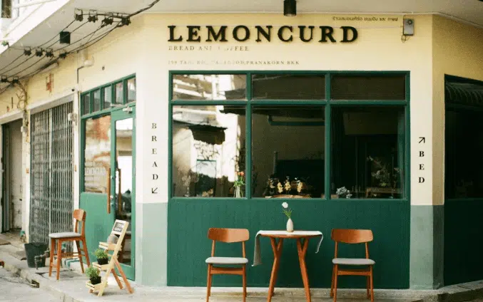 Lemoncurd Bread and Coffee
