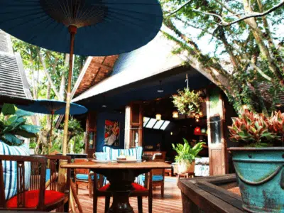 Cafe de Oasis & Toby's Pizza