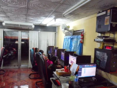 P&G Internet Cafe