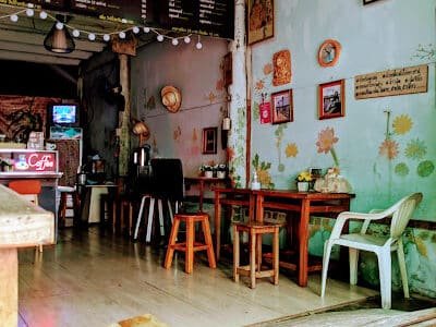 พิศวงคาเฟ่ กาแฟรถไฟ-สนพ.วันใหม่