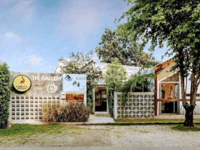 TH Gallery & Cafe