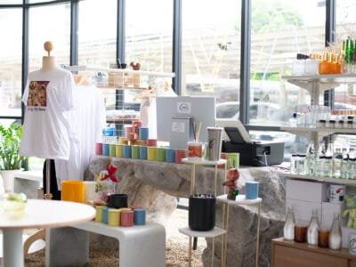Cave Craft Art Studio & Cafe