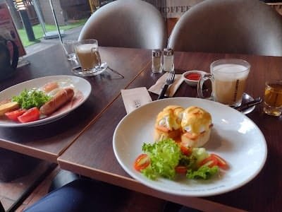 Black Canyon Coffee