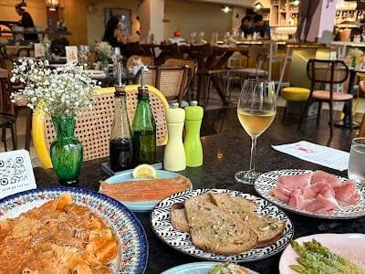 Gigi Eatery Asoke