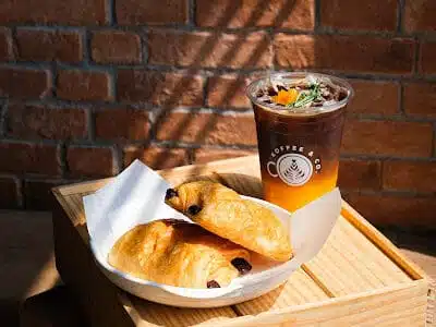 Good Mood Cafe & Eatery (KOFFEE & CO.)