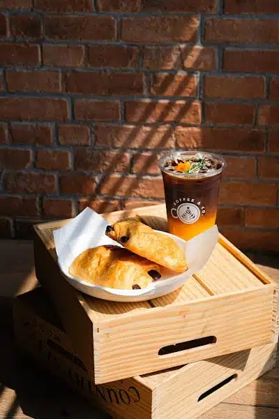Good Mood Cafe & Eatery (KOFFEE & CO.)