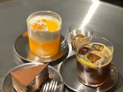 Greydient & Them - coffee cafe space