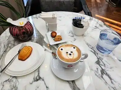 Le Macaron