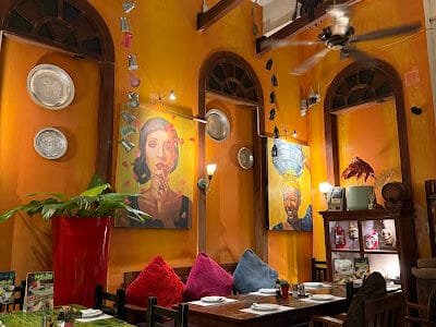 Madam Saranair Thai Food restaurant