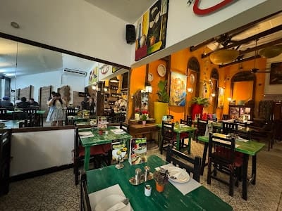 Madam Saranair Thai Food restaurant