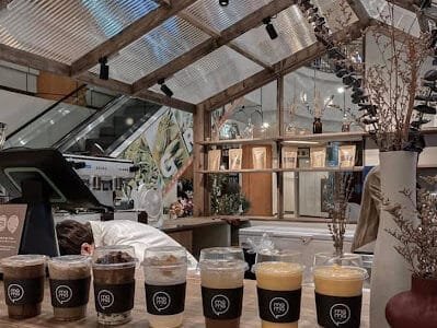 Mama Cafe - Exchange Tower Asoke