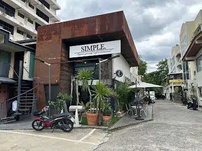 Simple. Natural Kitchen