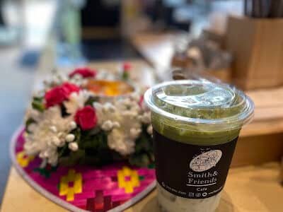 Smith & Friends Café