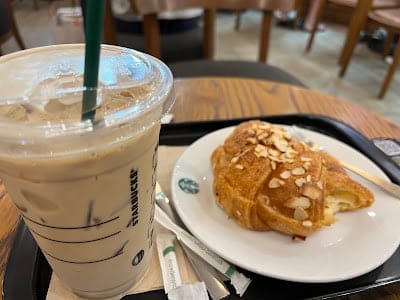 Starbucks Terminal 21 Asok