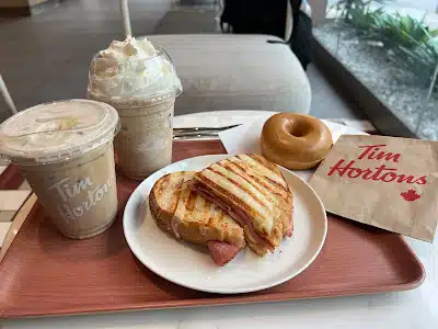 Tim Hortons - Asoke