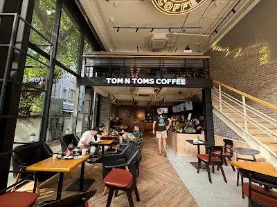 Tom n Toms Coffee