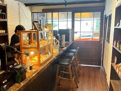 Y'EST WORKS Coffee Roastery