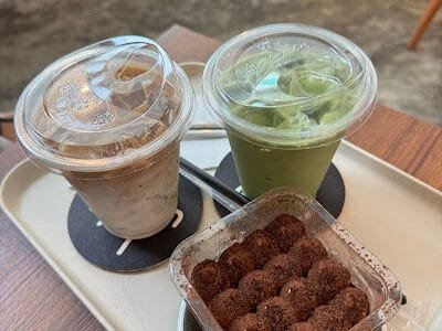 crack and co aree (Vanit Place Aree)