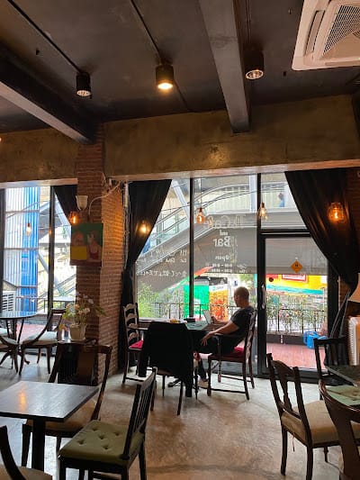 Hey! Coffee BTS Thonglor