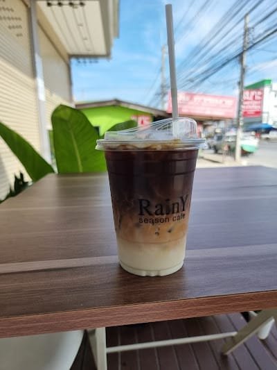 Rainy season cafe