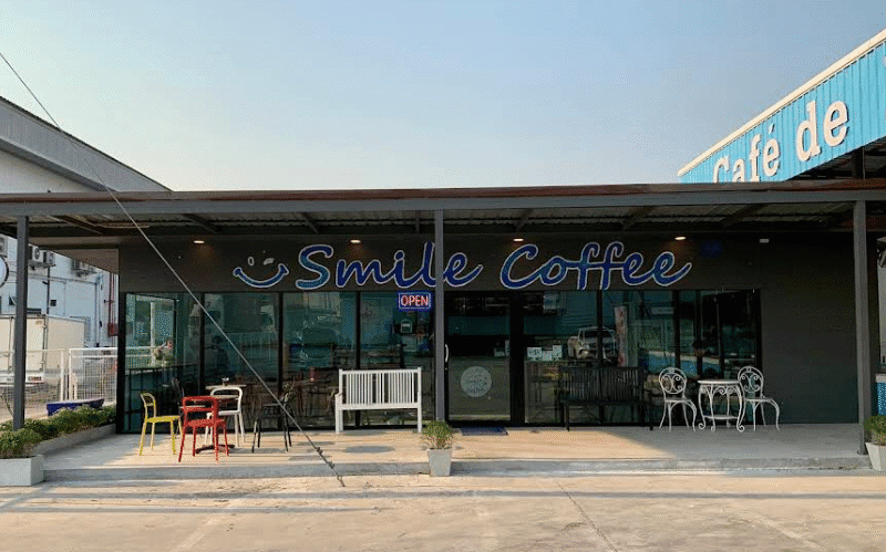 Slow Bar & Cafe - Smile Coffee