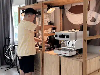 Surasit’s Cafe House bar
