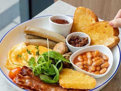 THE COFFEE CLUB - Staybridge Thonglor