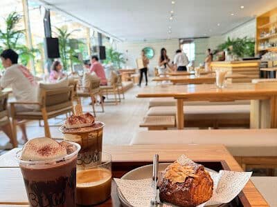 CUM Coffee - The Office Thonglor