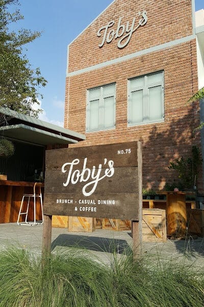 Toby's Sukhumvit 38