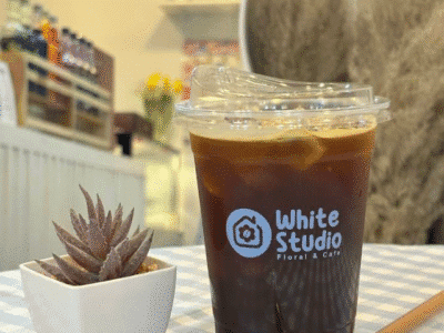 White Studio Floral and Cafe ABAC