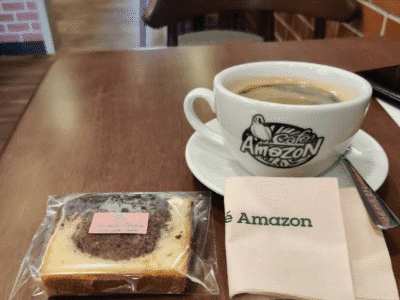 Café Amazon สาขา Glitter Town