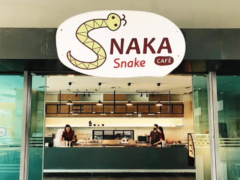 Snake Café