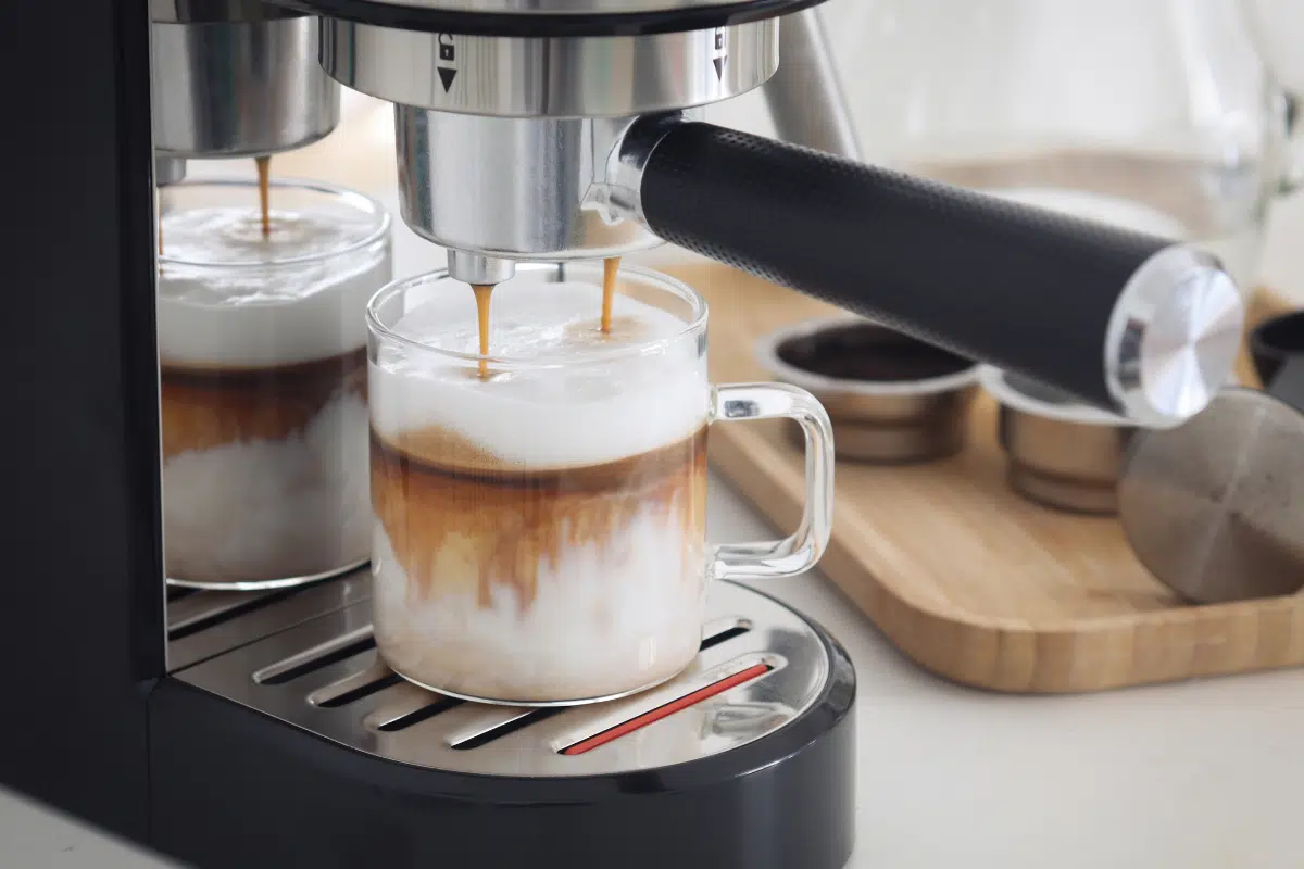 How to Make a Dirty Latte at Home 1 D Matcha 4
