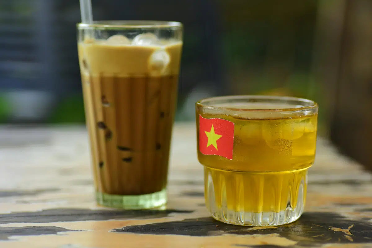 Thai Iced Coffee Oliang What It Is and How Its Made 2
